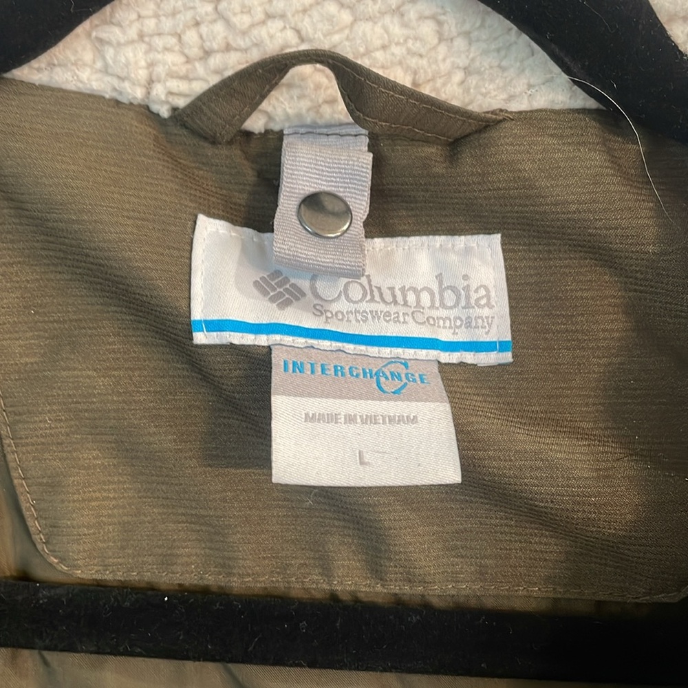 Columbia Jacket - Picture 2 of 4